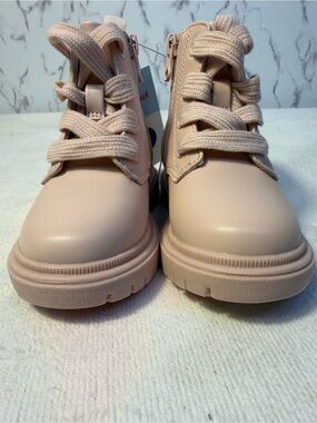 Cat & Jack Amaya Toddler Girls Combat Boots – Blush – Size 6T NWT